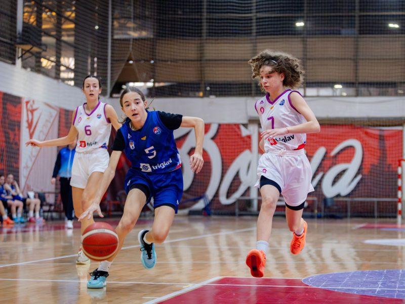 Kadetkinje ubedljivo savladale Play-Off